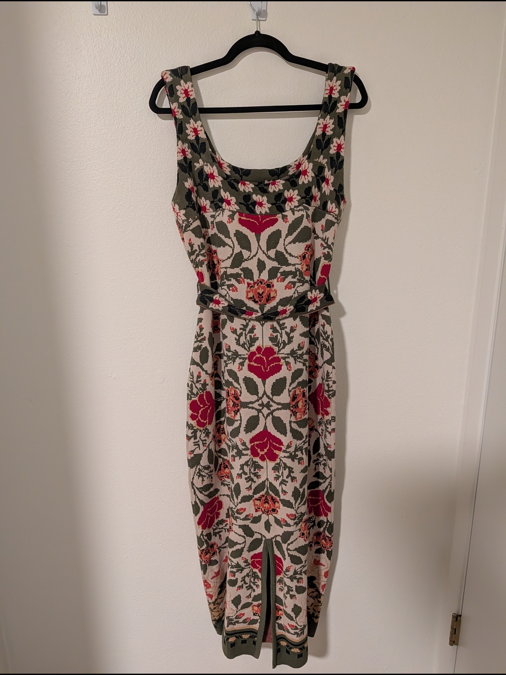 Farm Rio Garden Tapestry Floral Knit Midi Dress Size L - Picture 8 of 10